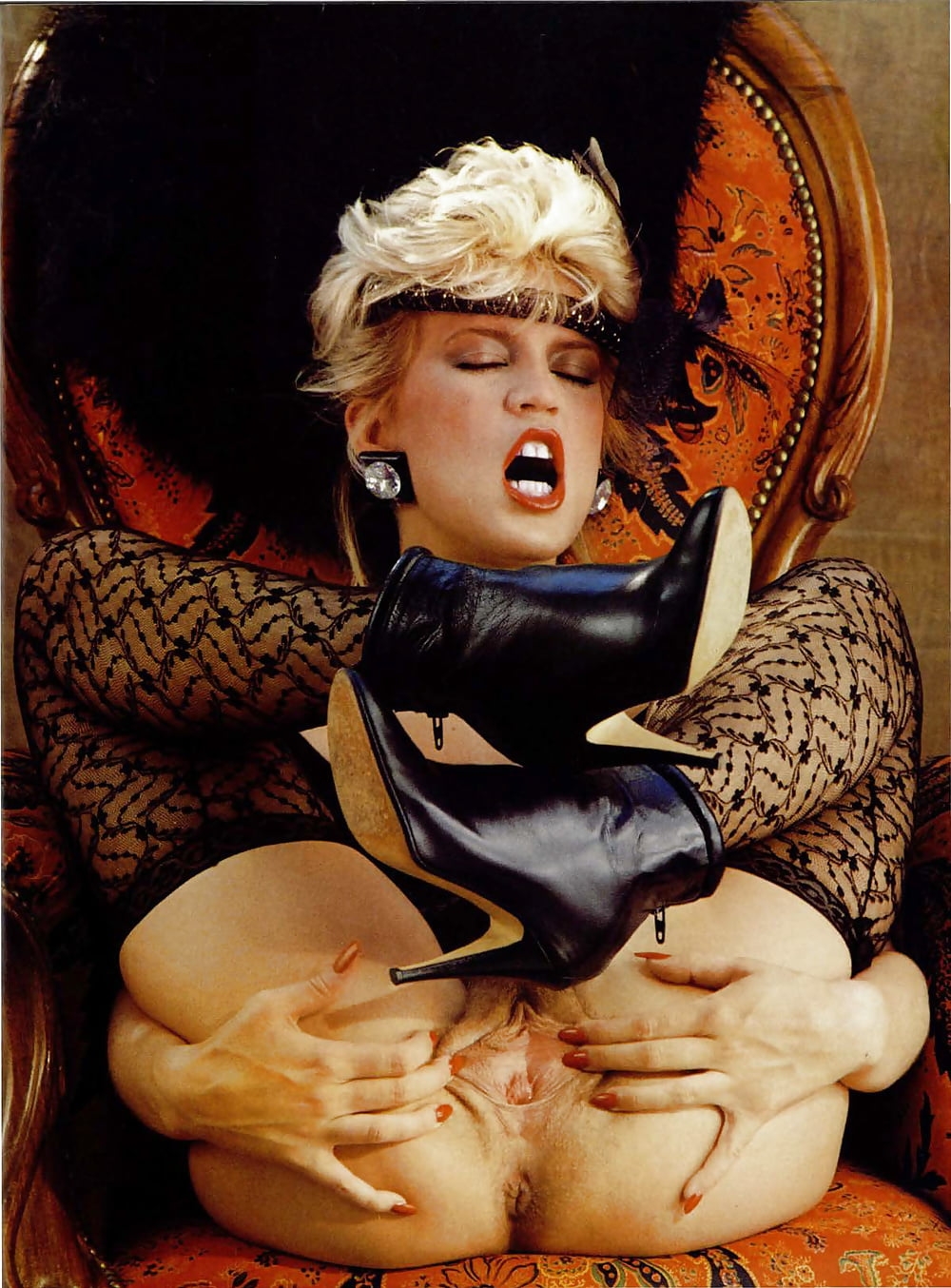 Порнозвезда 90-х Porsche Lynn