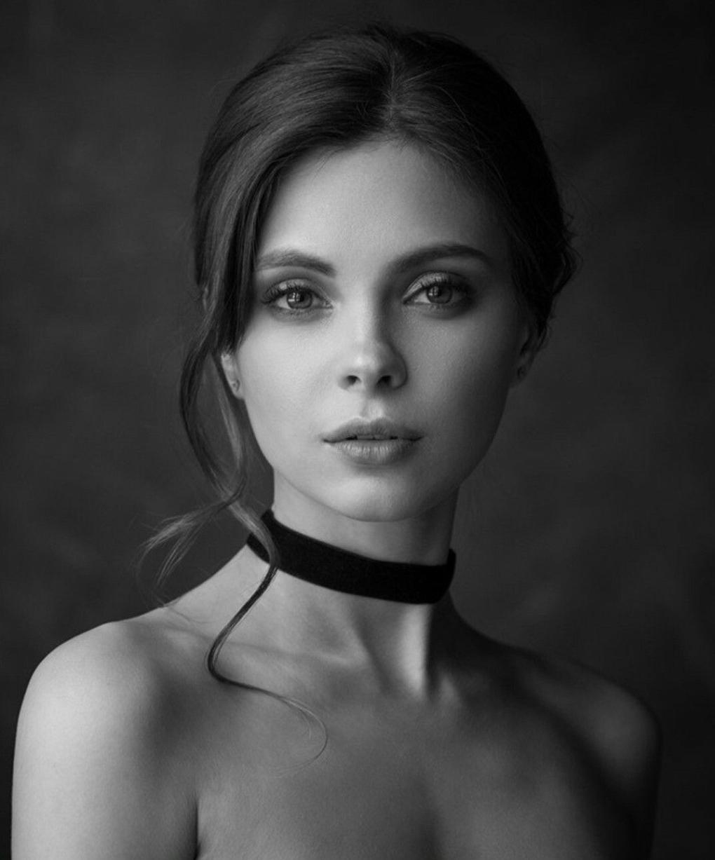 Екатерина Березовская босиком