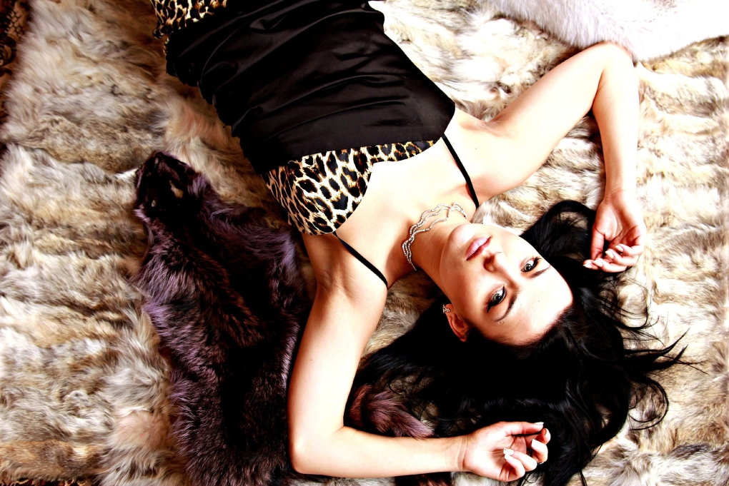 Джессика Альба постельные сцены наркоз