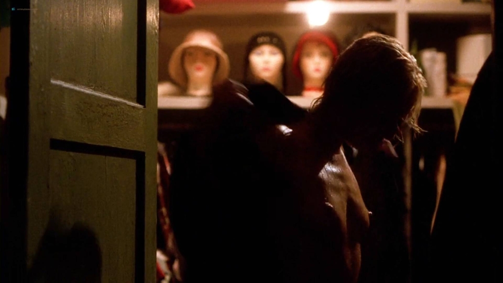 Валерия Голино голая обои