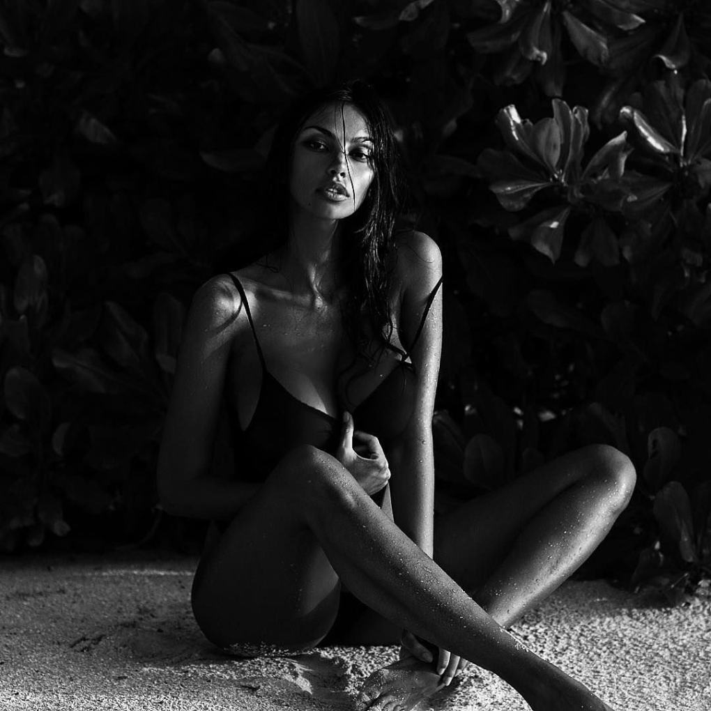 Алессандра Амбросио секси