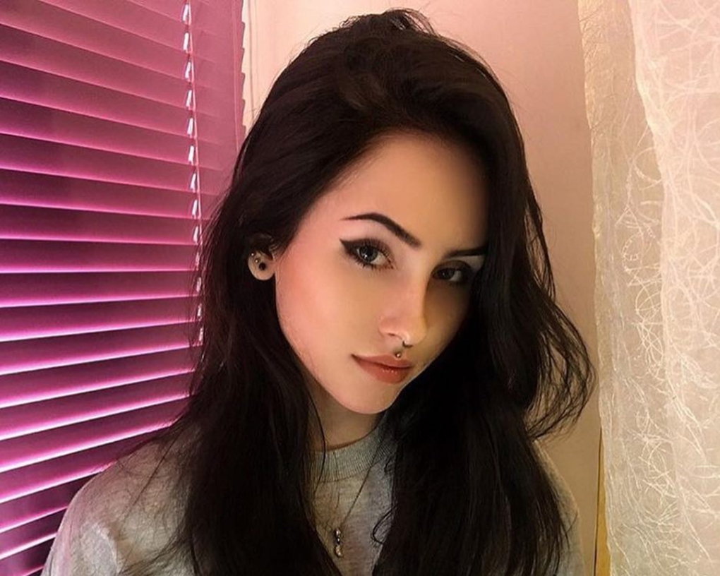 Камилла смогулецкая