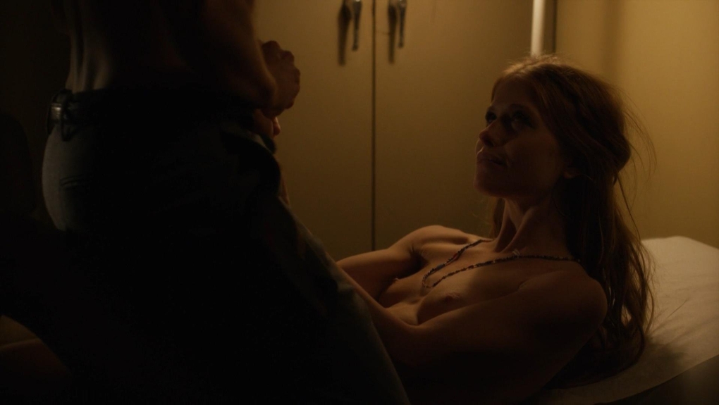 Женевьева Энджелсон ню