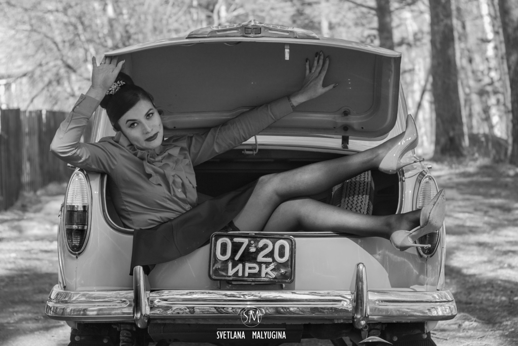 Джули Десмонд