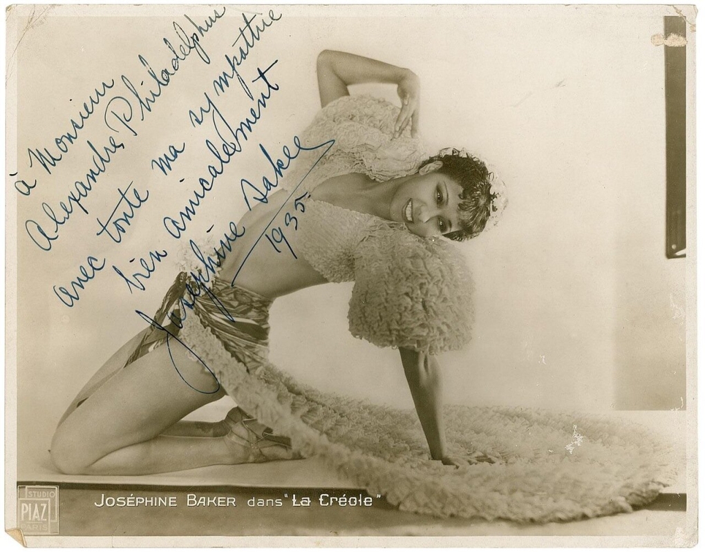 Танцовщица кабаре Жозефин Бейкер