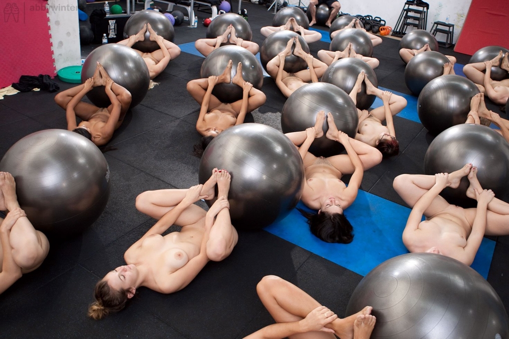 Гимнастический шар +дилдо