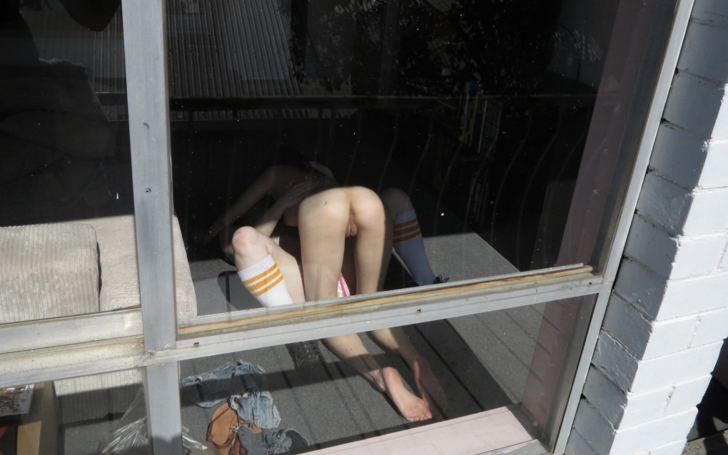 Подглядывание за девушками