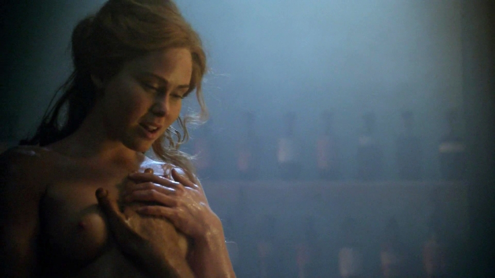 Анна Хатчинсон Спартак nude