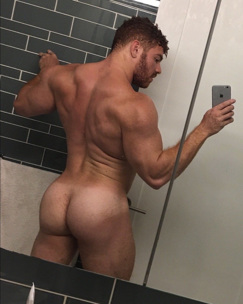 Сандра Ромейн голая попка