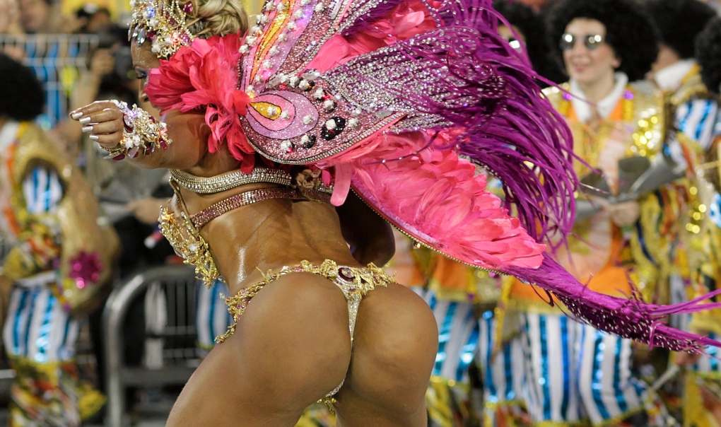 Рио-де-Жанейро карнавал секси костюмы