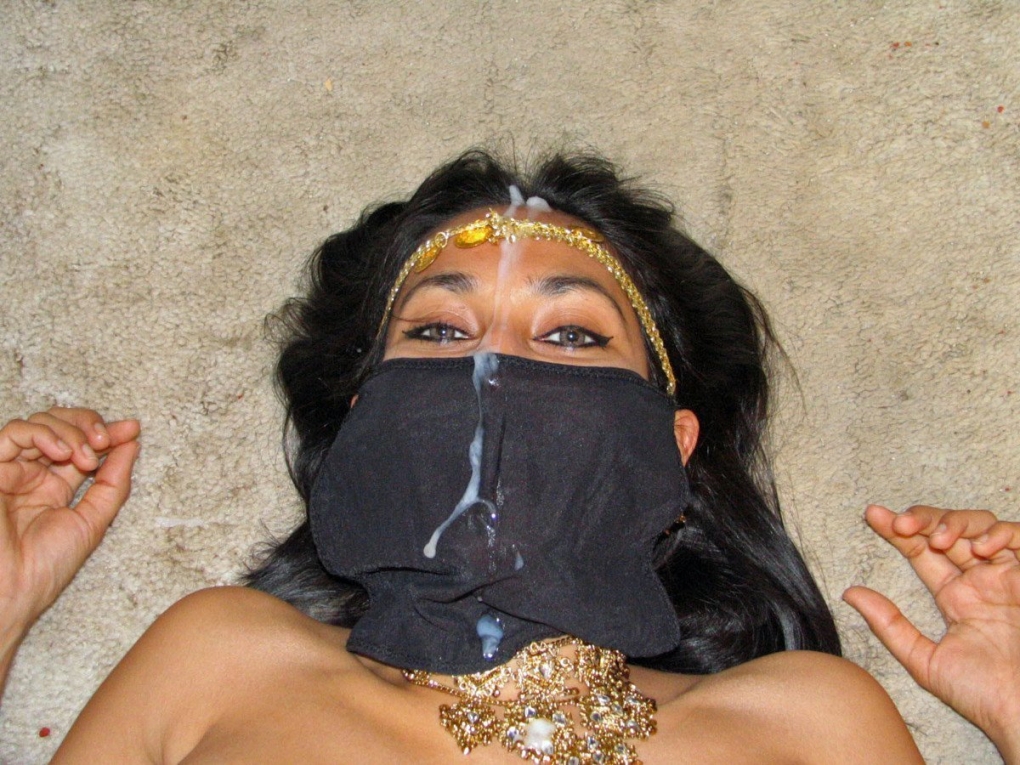 Голые попки мусульманок