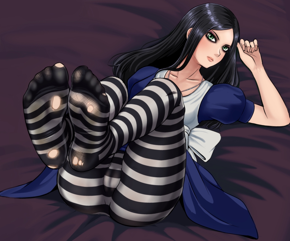 Алиса из страны чудес +18