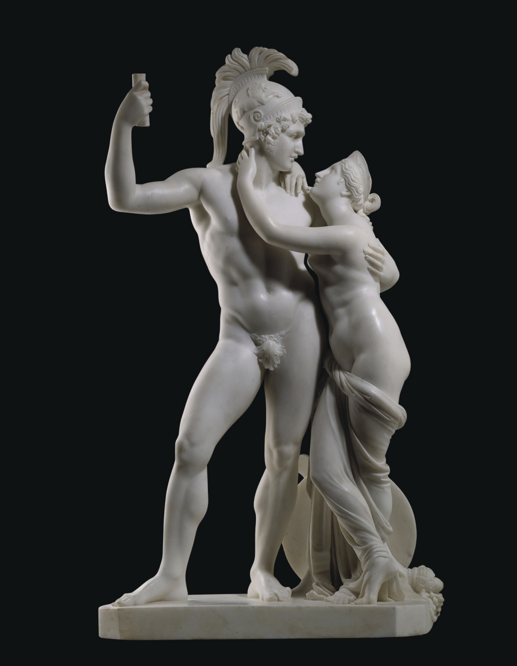 Священник и девушка