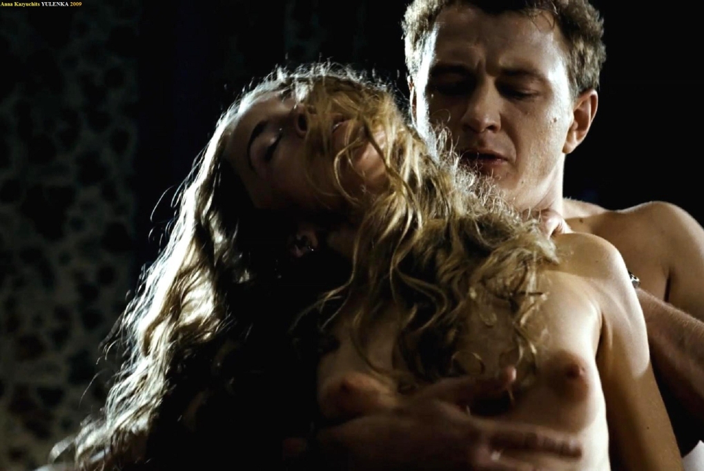 Актриса Анна Казючиц голая