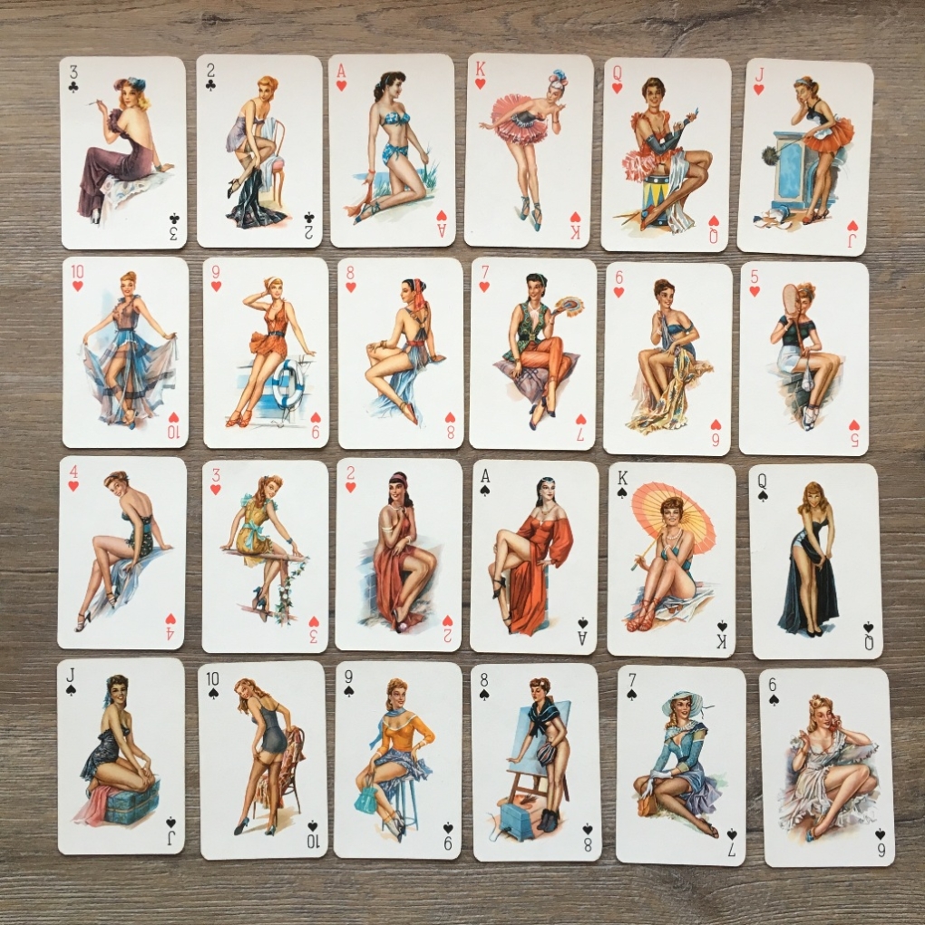 Эротические игральные карты