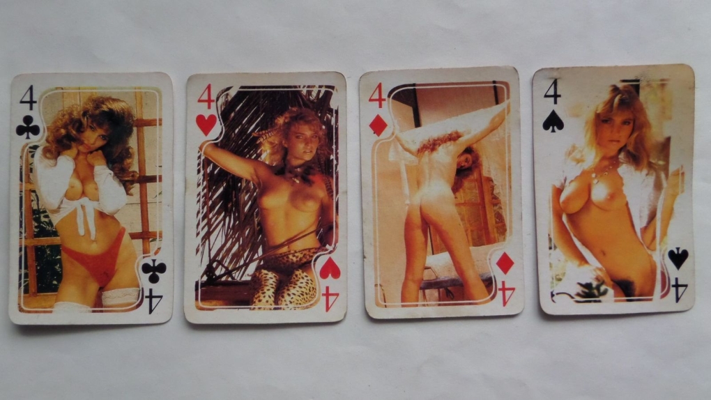 Старые игральные порнокарты