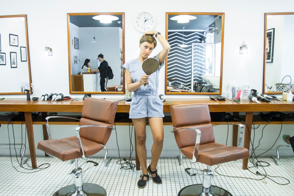 Голая парикмахерская