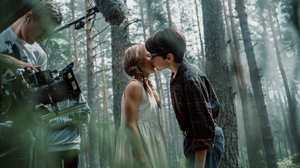 Пищеблок (сериал 2021 вампиры