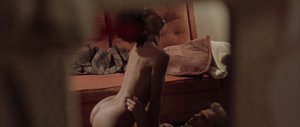 Холли Берри постельные сцены