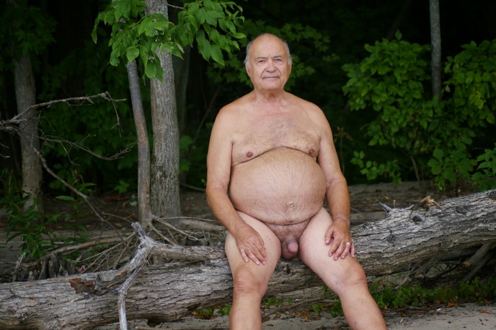 Волосатые голые дедушки