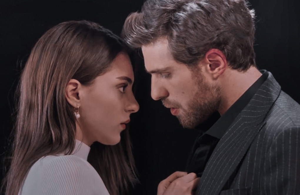 Сериал жестокий Стамбул Недим и Джемре