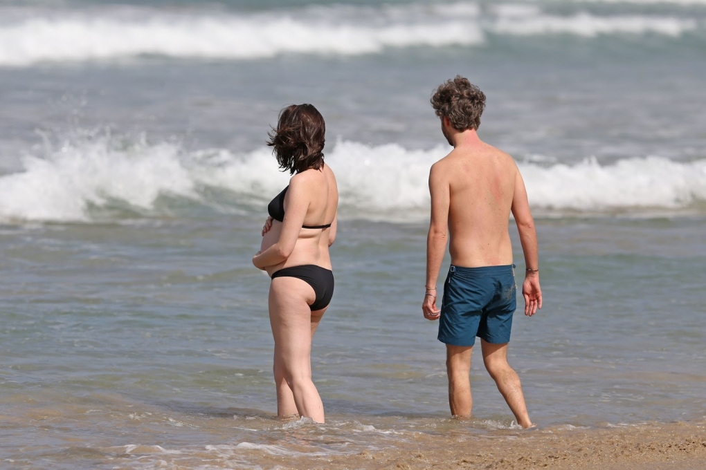 Энн Хэтэуэй с мужем