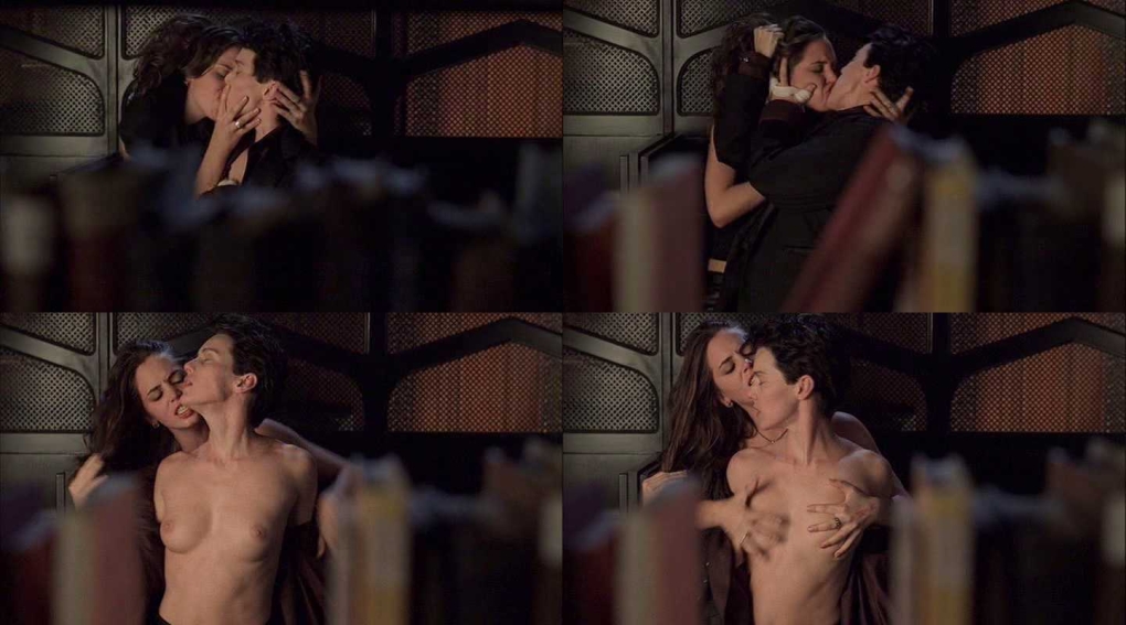 Анджела Чжоу голые фото