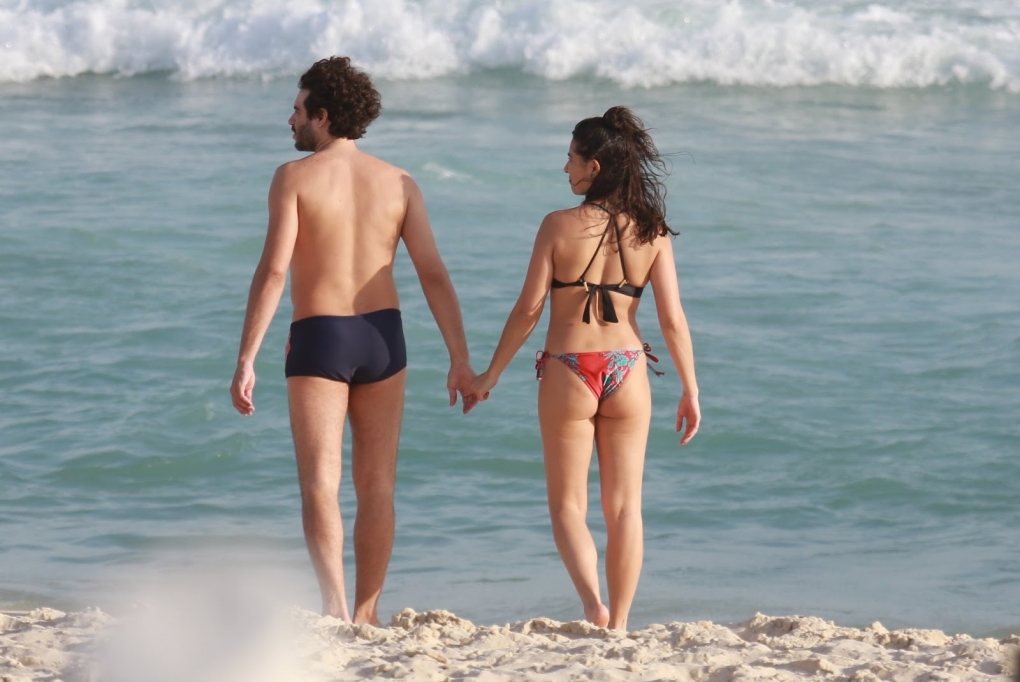 Жизель Итие в купальнике