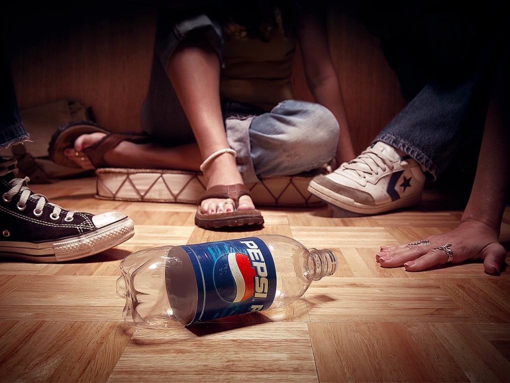 Девушка шампанское