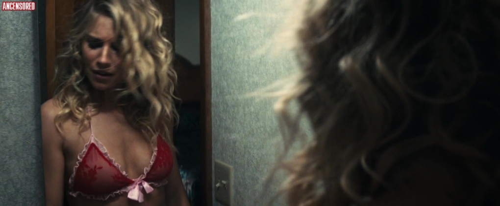 Дженнифер Лоуренс групповуха