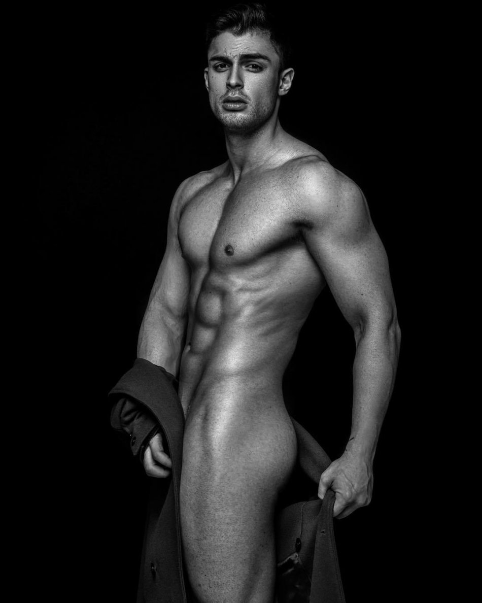 Дэвид Ганди gay