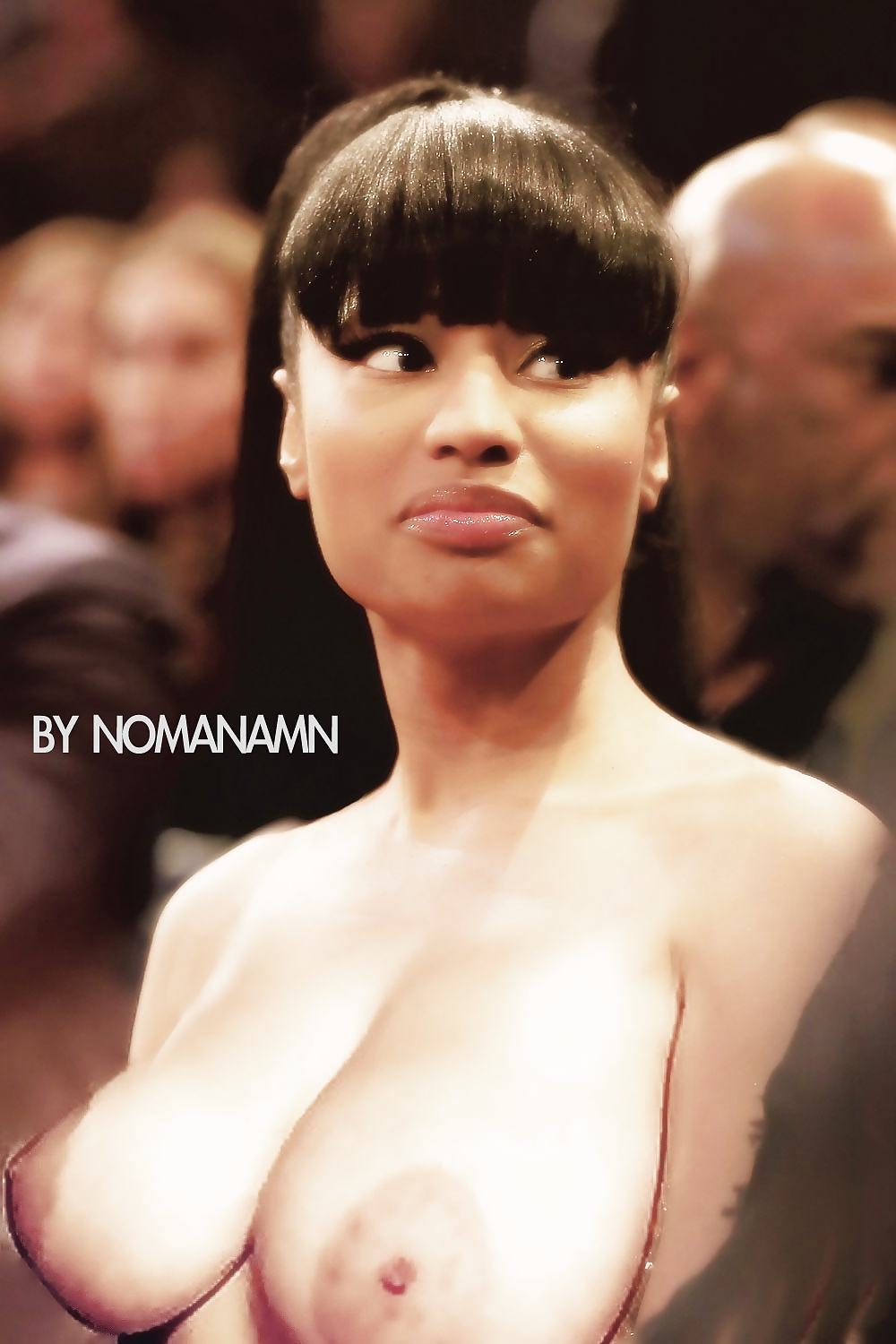 Голые сиськи Никки Минаж