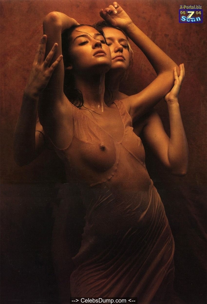 Джорджия Пальмас топлесс