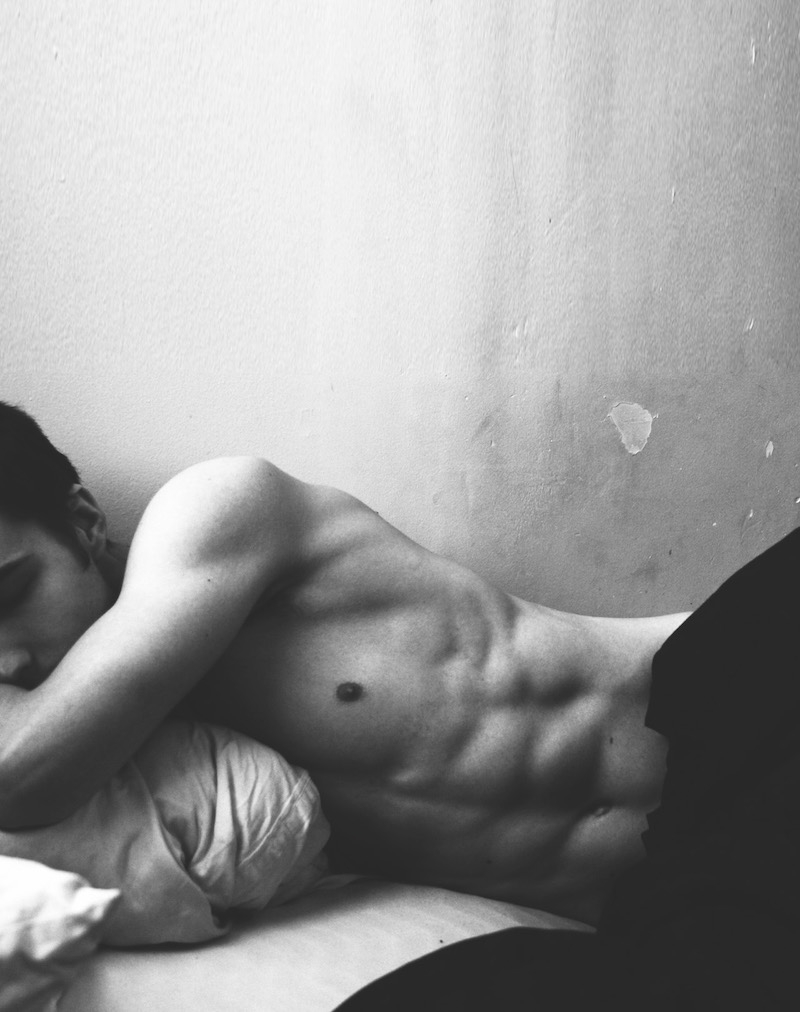 Фотосессия голых мужчин