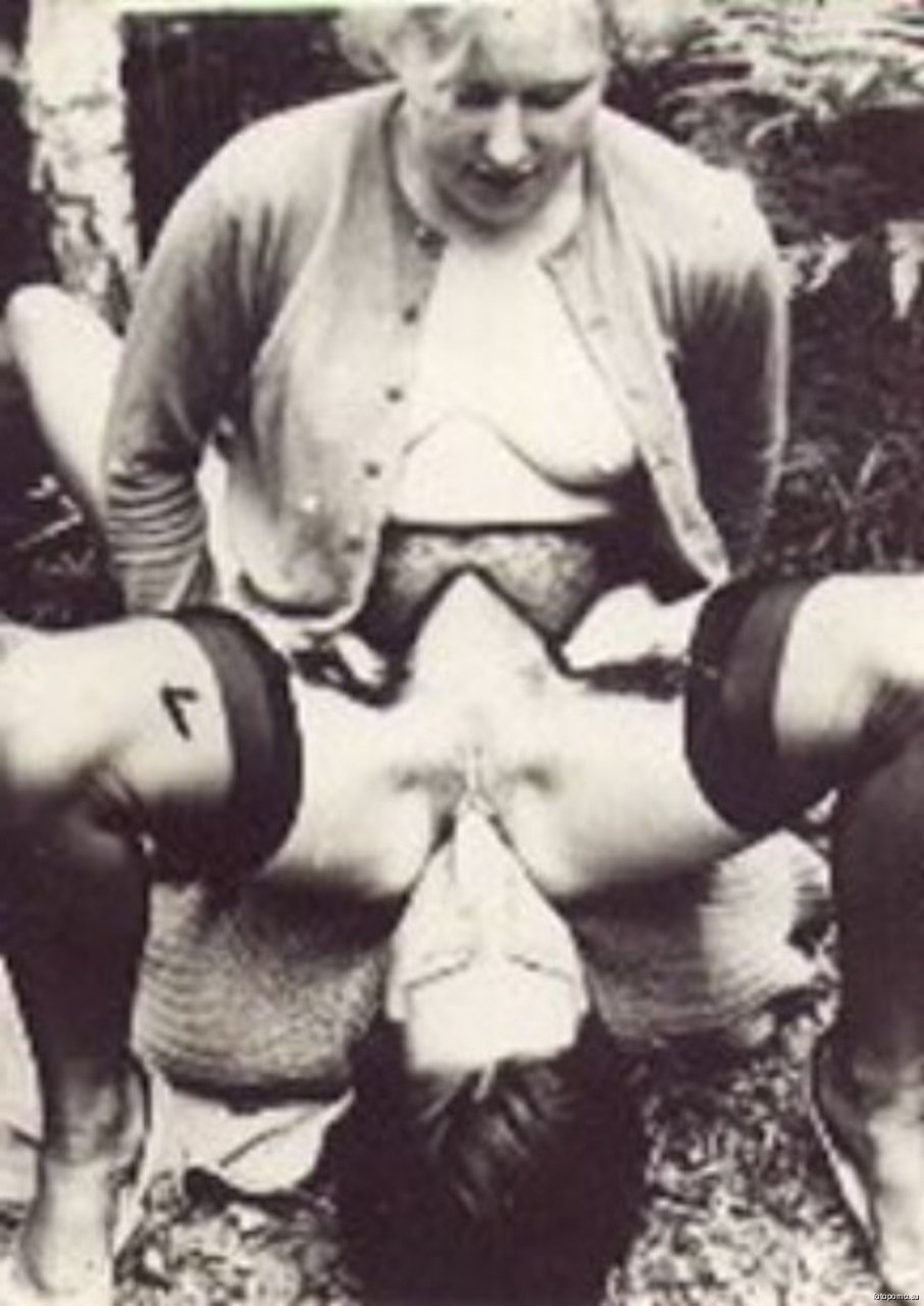 Юные волосатые азиатки