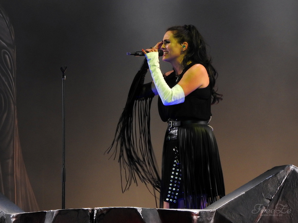 Шарон ден Адель