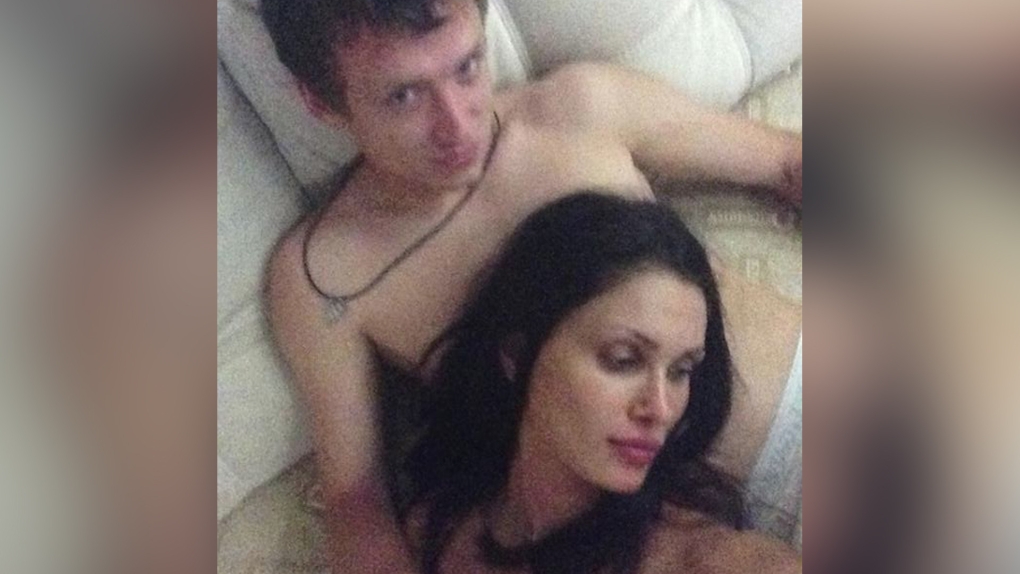 Мужья фоткают голых жен