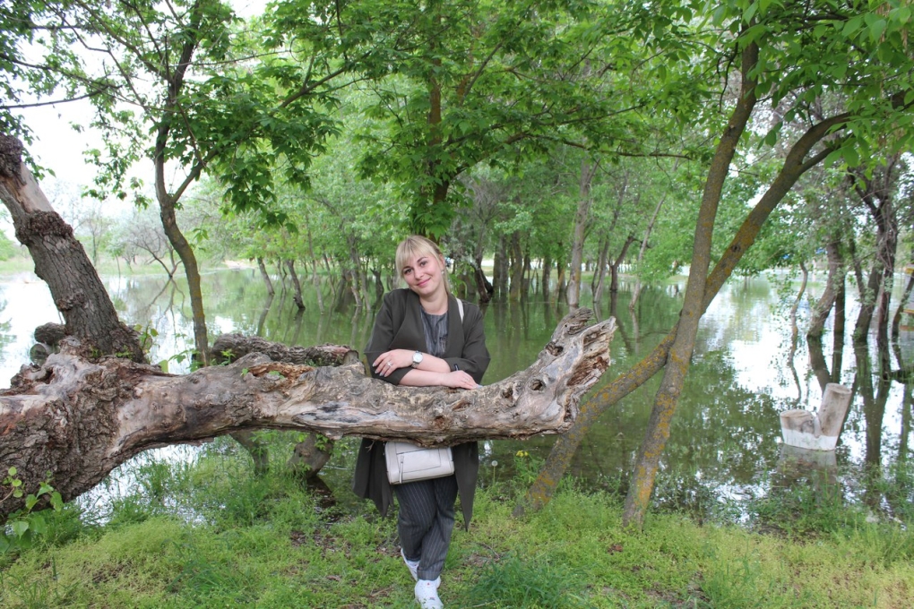 Изменяет мужу домашнее