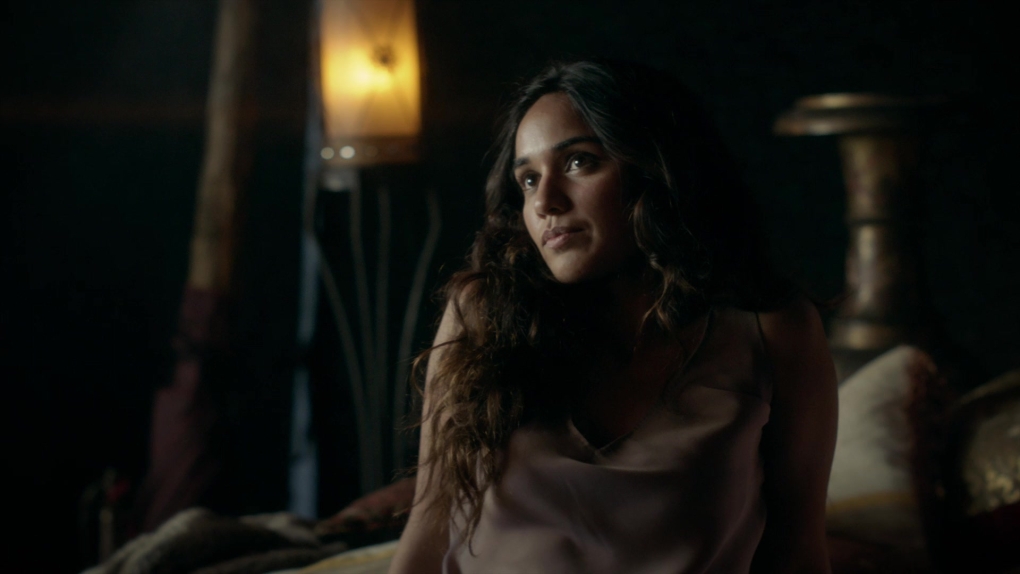 Саммер Бишил постельные сцены