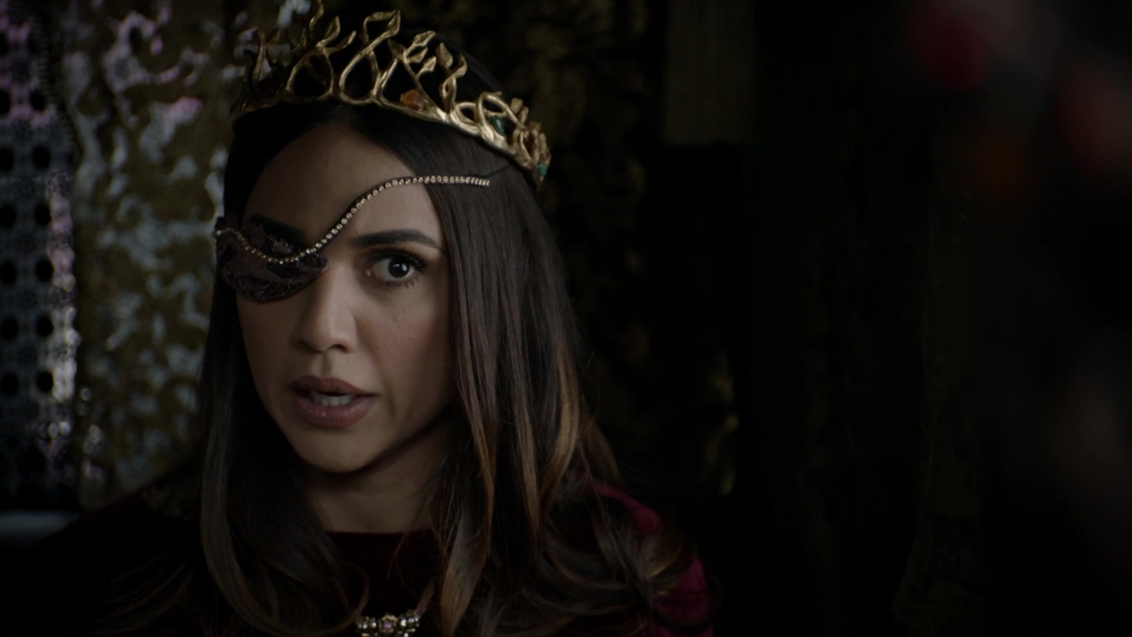 Саммер Бишил в купальнике