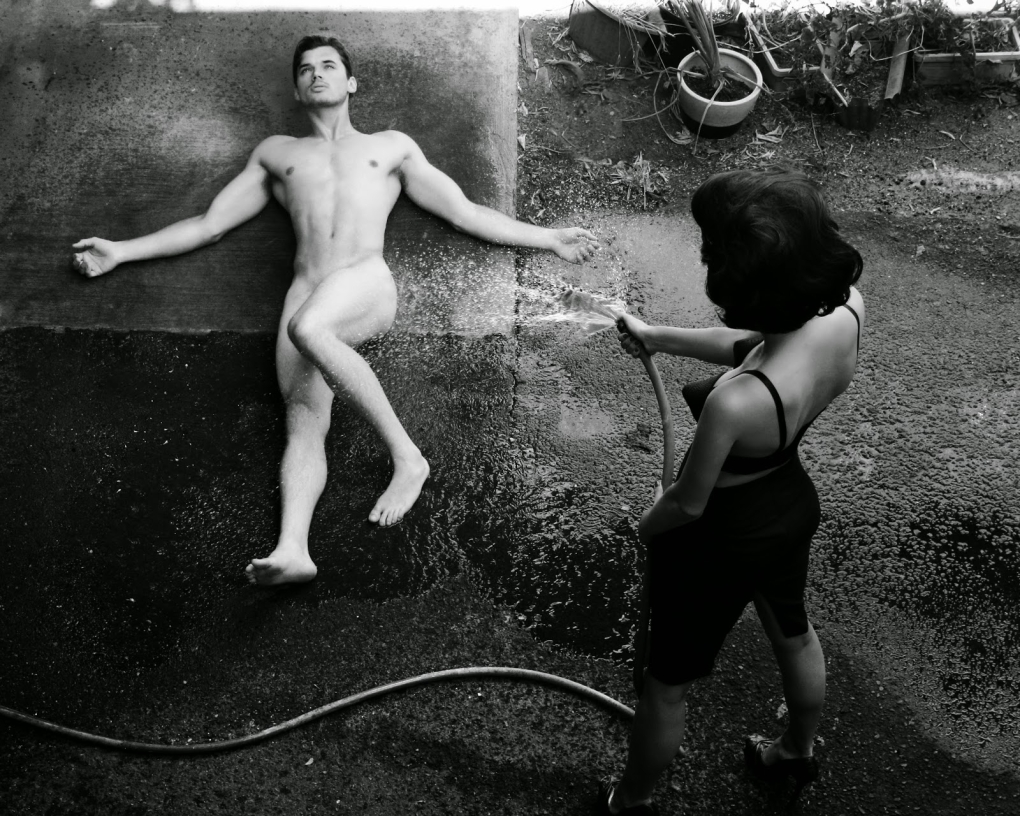 Люси вайлд в бане с двумя