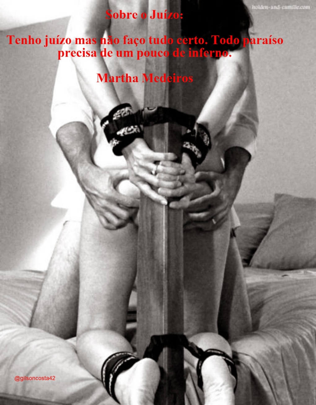 Легкое бдсм наручники кровать