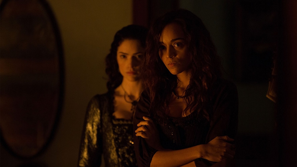 Summer Saint Claire, Becki Haddick лесби