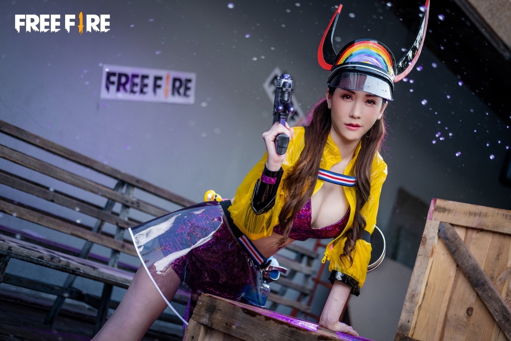 Секси косплей фри фаер Келли