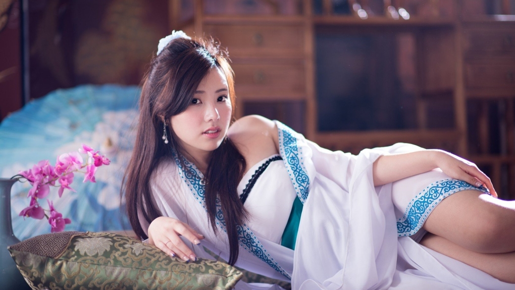 Японские красавицы в кимоно