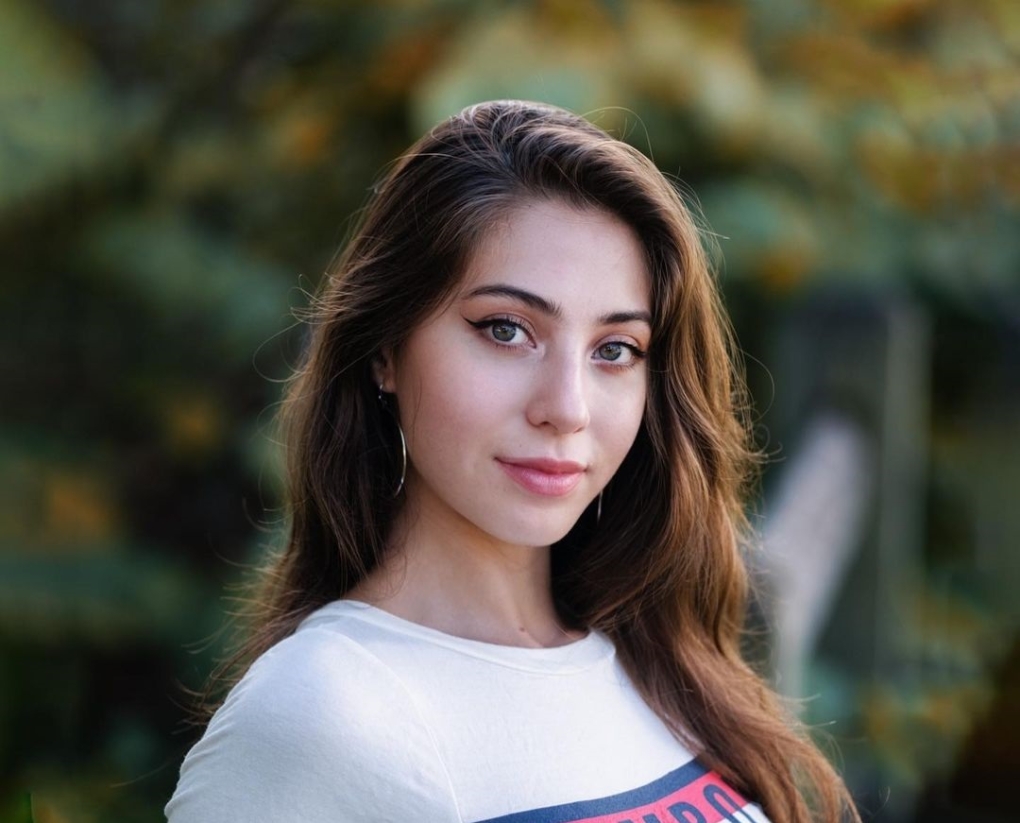 Габи Кастро +18