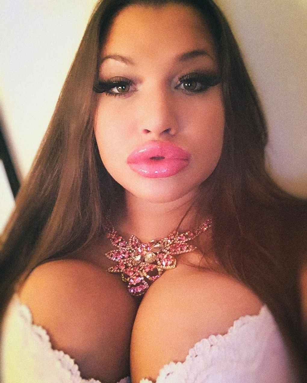 Nadja Diamond Lips