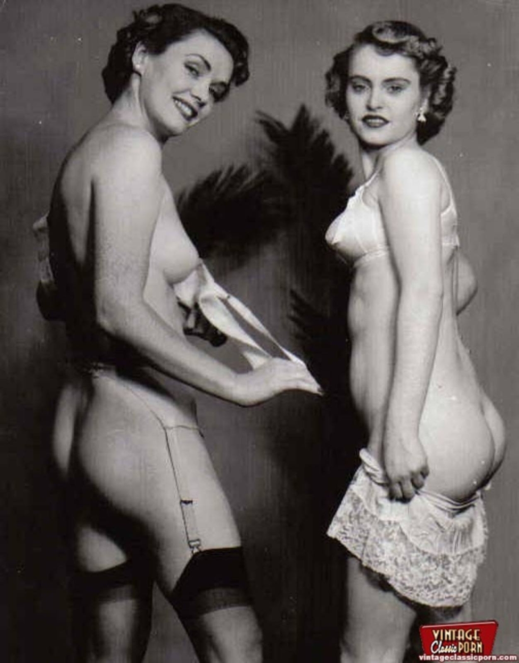 Голые 50 летние Винтаж белье фото