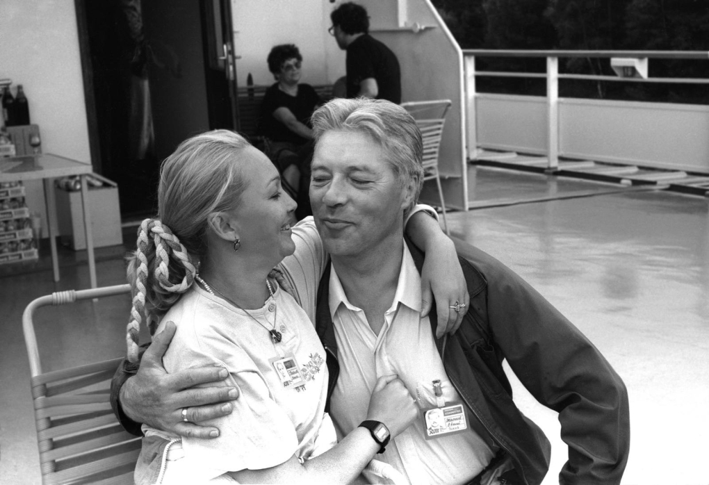 Рождённая революцией фильм 1974