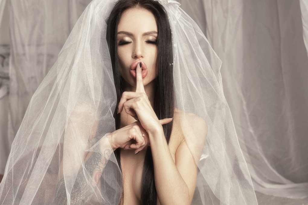 Whothehoney модель Shelby